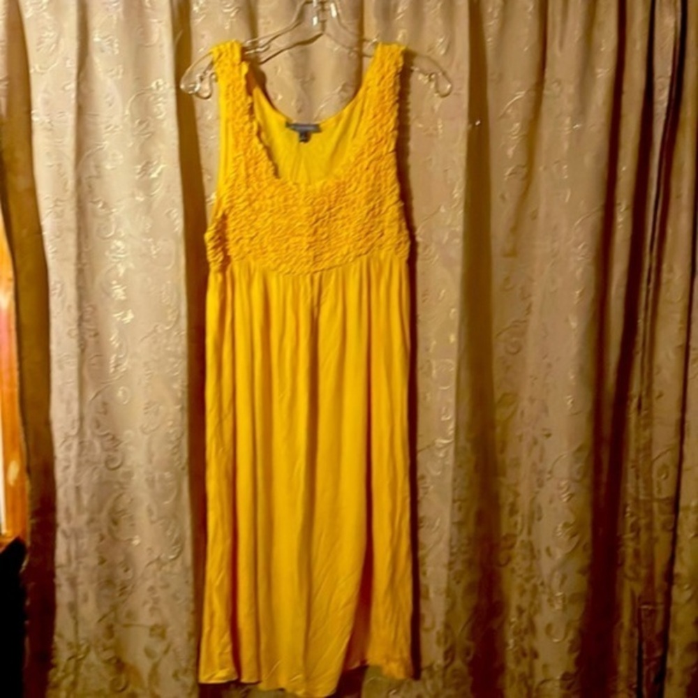 Yellow dress